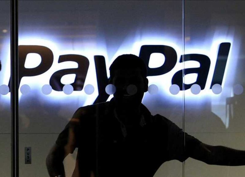 Společnost PayPal uvedla na trh vlastní stablecoin vázaný na dolar
