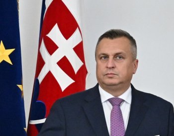 Šéf slovenské strany SNS Danko odstoupil z volby prezidenta, podpořil Harabina