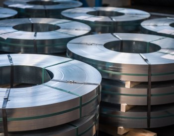 Loni se v Česku vyrobilo dosud nejméně ocele, klesla i její spotřeba