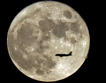 Rusko chce tento týden vyslat k Měsíci sondu, první ve své moderní historii