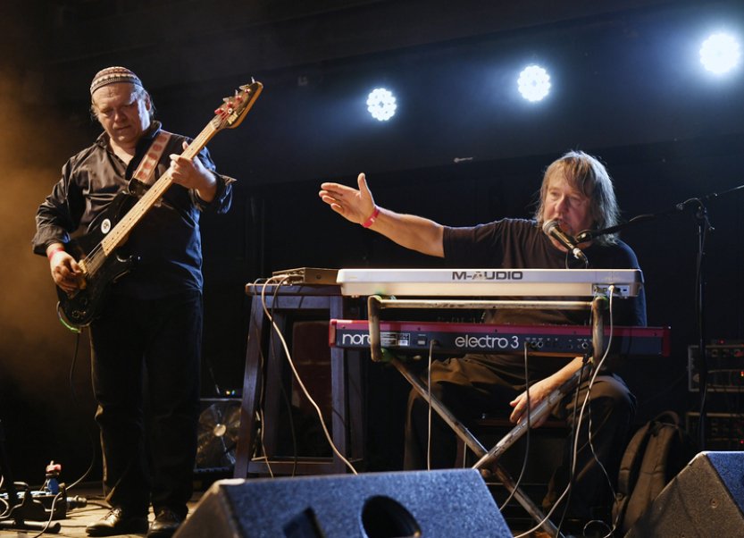 Bývalí členové PPU připomenou album Egon Bondy's Happy Hearts Club Banned