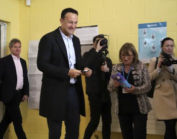V čele irské vlády skončí Leo Varadkar, rezignaci potvrdil v projevu