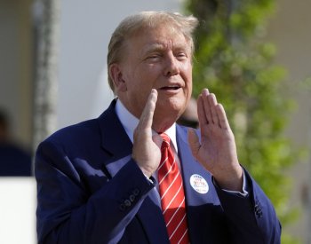 Trump sklízí kritiku za vyjádření odsuzující Židy, kteří volí demokraty