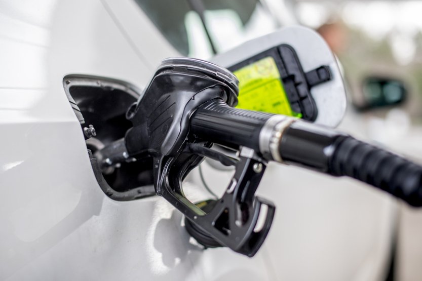 Benzin i nafta v Česku v uplynulém týdnu mírně zlevnily