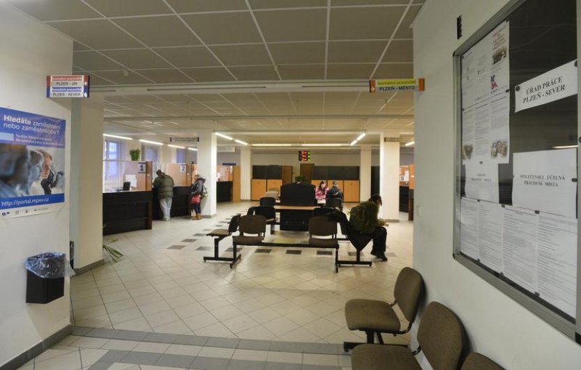 Úřad práce zveřejní červencová data o nezaměstnanosti, analytici čekají růst