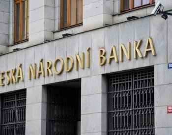 ČNB měla loni zisk 55,1 mld. Kč po ztrátě 411,9 mld. Kč v roce 2022