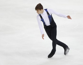 Devátý krasobruslař ME Reshtenko byl na MS až 36., po krátkém programu vede Uno