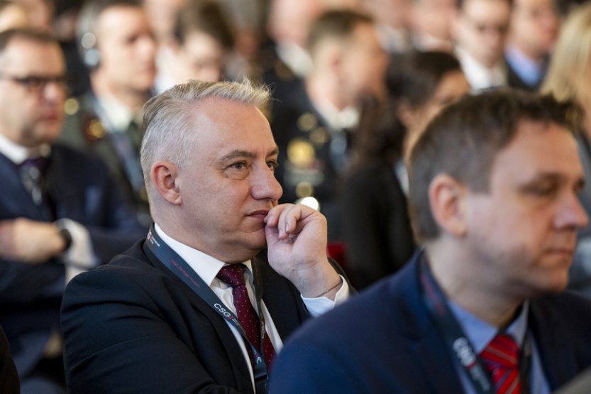 Odboráři se chystají v pondělí na mimořádném sněmu volit vedení ČMKOS