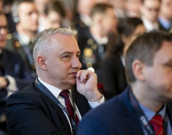 Odboráři se chystají v pondělí na mimořádném sněmu volit vedení ČMKOS