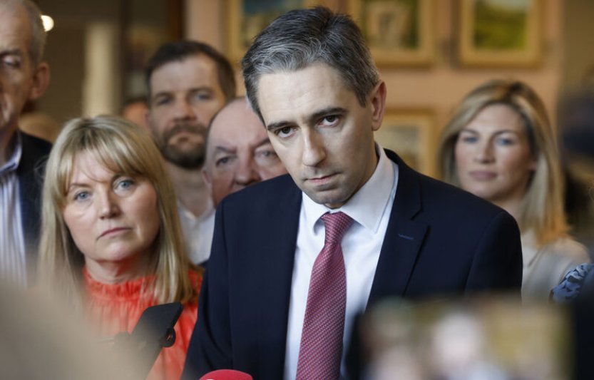 Harris byl zvolen do čela Fine Gael, stane se nejmladším irským premiérem