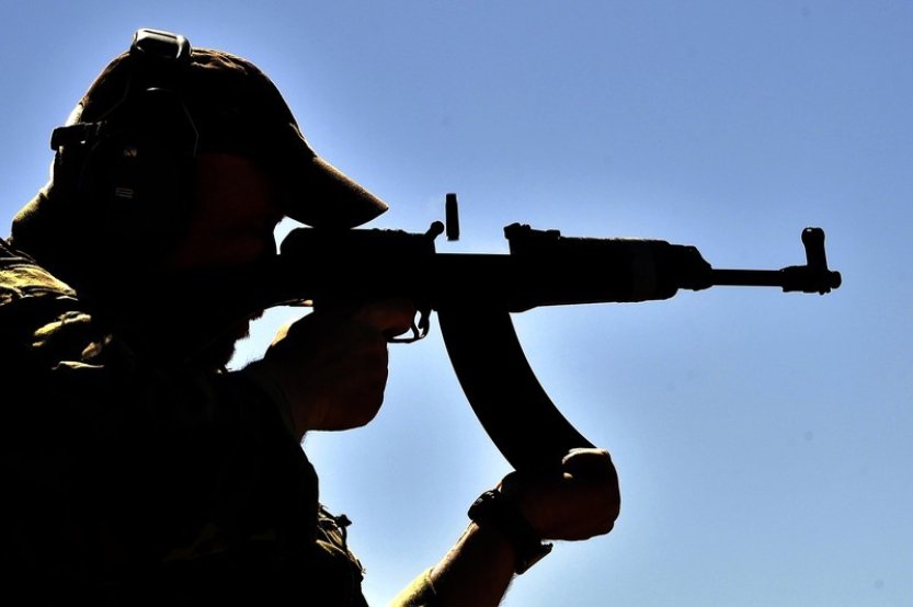 Na policejní stanici v Jerevanu zaútočili ozbrojenci, policie je zadržela