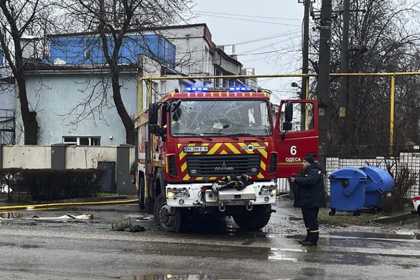 Rusko útočilo na jih Ukrajiny, jsou ranění a poničená energetická infrastruktura