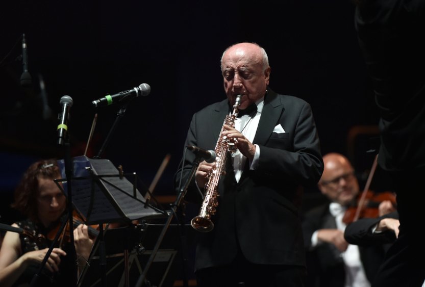 Felix Slováček vyjede na turné, na kterém představí chystaný celovečerní film