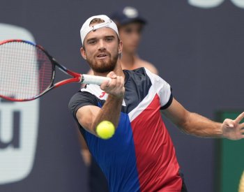 Tenista Macháč ve čtvrtfinále v Miami vypadl s italským favoritem Sinnerem