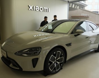 Čínský výrobce chytrých telefonů Xiaomi vstupuje na trh s elektromobily