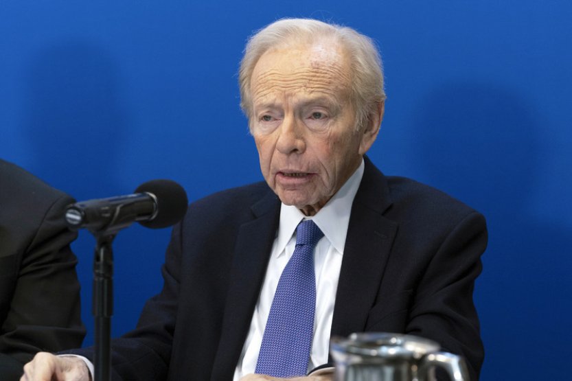 Zemřel Joe Lieberman, bývalý demokratický senátor a kandidát na viceprezidenta
