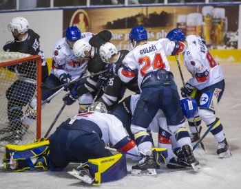 Sparta začala pod koučem Grossem jasnou výhrou, Plzeň otočila duel s Motorem