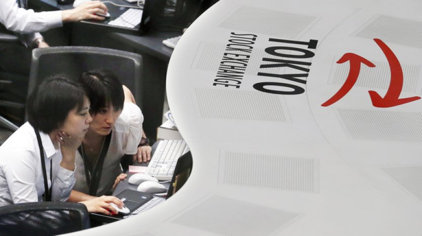 Japonský akciový index Nikkei 225 za uplynulý fiskální rok zpevnil o 44 procent