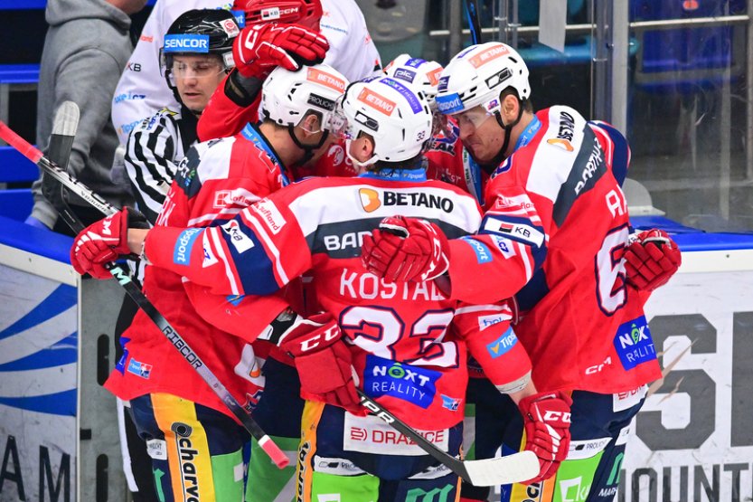 Hokejisté Pardubic a Litvínova v neděli rozehrají semifinále