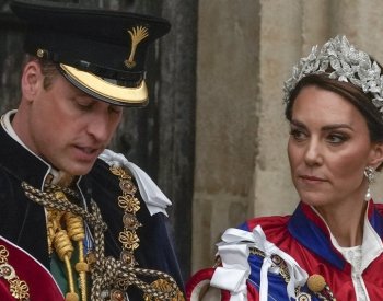 Reuters: Nemoc otce a manželky strhává pozornost na budoucího britského krále