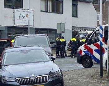 Rukojmí v Ede propuštěni, jeden člověk zatčen, oznámila policie