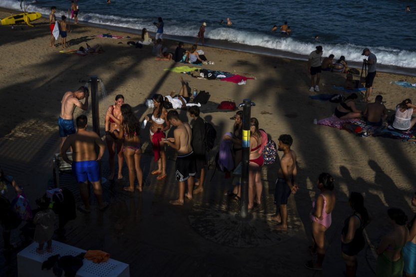 V Portugalsku bojují s lesními požáry, vlna veder vrcholí ve Španělsku