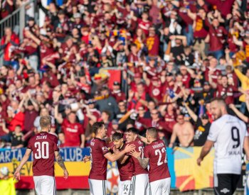 Sparta vyhrála v Českých Budějovicích a vede ligu o bod před Slavií