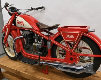 V ostravské restaurátorské dílně zprovoznili Jawu 500 OHV z roku 1931
