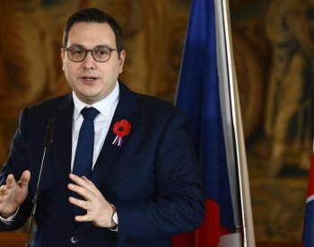 Lipavský: Na českou iniciativu na nákup munice pro Kyjev je třeba více peněz