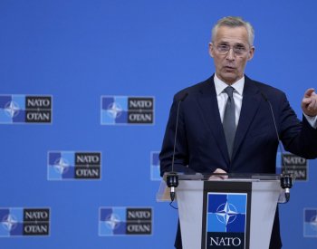 Stoltenberg chce, aby NATO více koordinovalo pomoc pro Ukrajinu