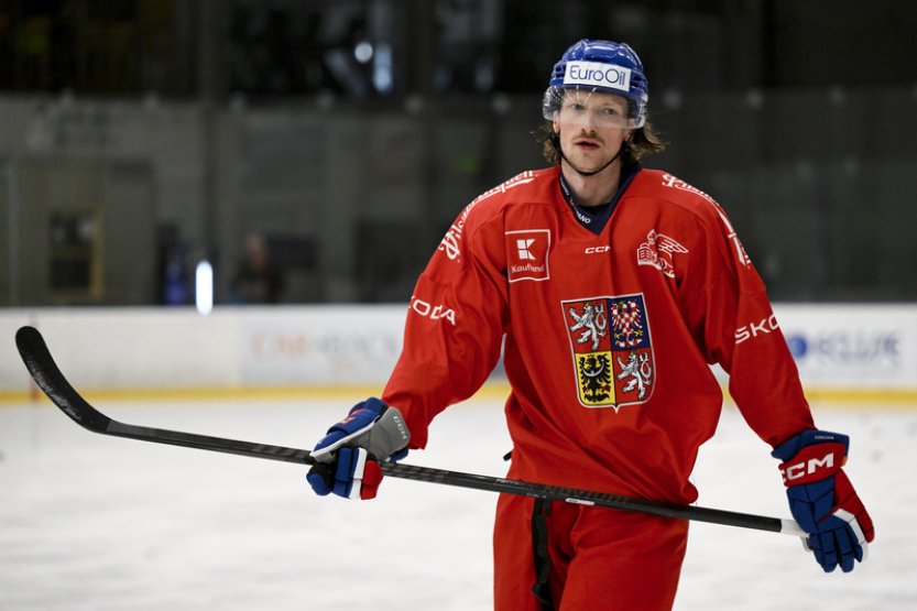 Šustr: V pozvánku jsem tajně doufal, do hokeje mám pořád velkou chuť