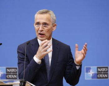Státy budou řešit větší roli NATO v koordinaci pomoci Kyjevu, řekl Stoltenberg