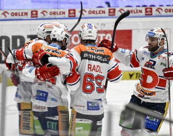 Kousal odmazal nulu v kolonce asistencí přihrávkovým hattrickem