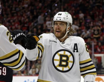 Pastrňák a Rittich pomohli v NHL k výhře a stali se první hvězdou zápasu