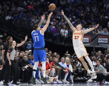 Basketbalista Krejčí dal z lavičky znovu čtyři body, Denver přišel o první místo