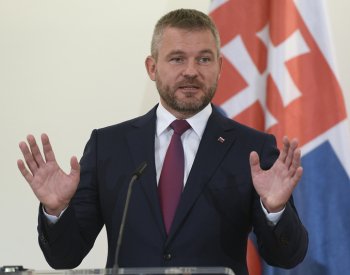 Pellegrini dodrží tradici, na první návštěvu pojede do ČR