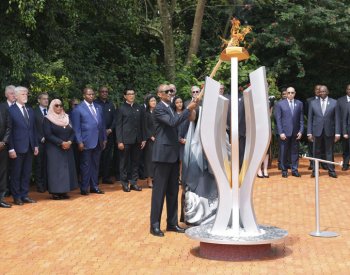 Genocida byla krvavá lekce, řekl Kagame; svět se podle Pavla zčásti poučil