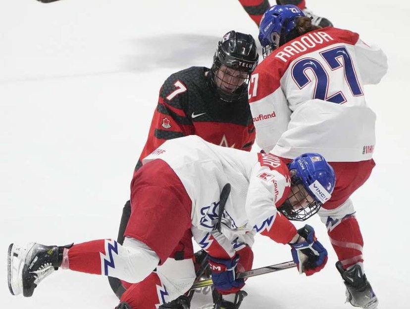 Hokejistky budou na MS bojovat o druhou výhru a třetí místo ve skupině