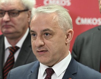 Odboráři představí prezidentovi Pavlovi výhrady k reformě penzí