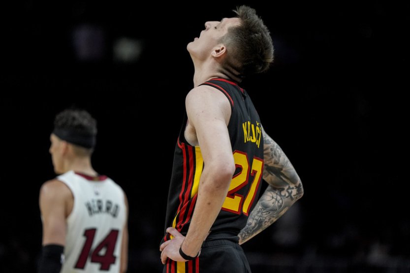 Basketbalisté Atlanty prohráli v prodloužení, Krejčí hrál, ale nebodoval