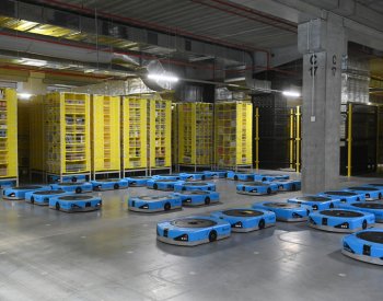 Je mýtem, že roboti kradou práci, řekl vysoký manažer Amazonu