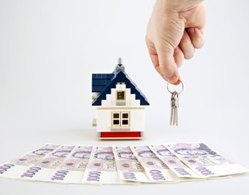 Banky poskytly v březnu hypotéky za 18 mld. Kč, o půlku více než loni