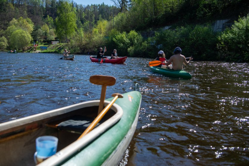 O zahájení vodácké sezony byl v Českém Krumlově velký zájem