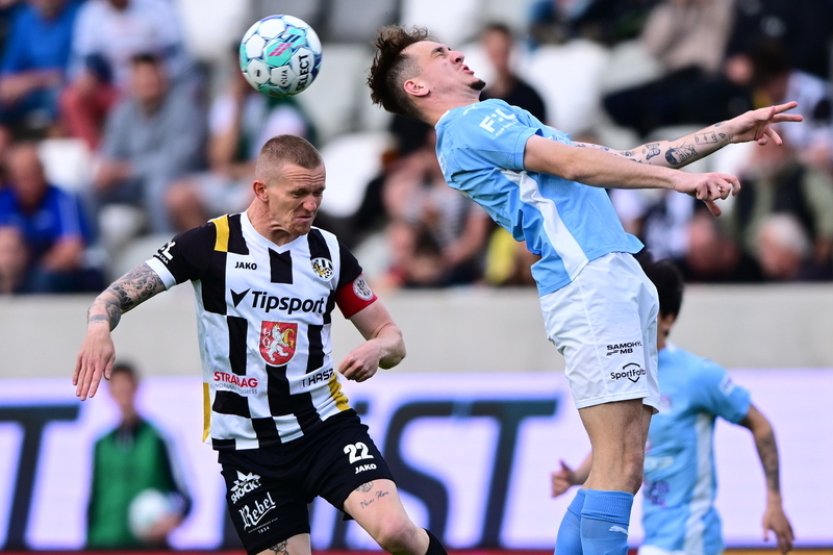 Fotbalisté Hradce Králové porazili doma Slovácko, v závěru rozhodl Harazim