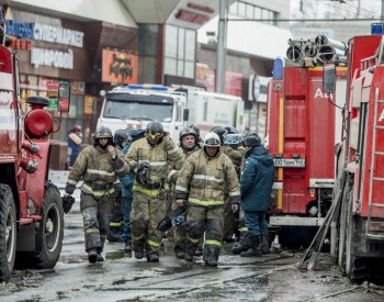 V ruském městě Domodědovo nedaleko Moskvy hoří, příčina je nejasná