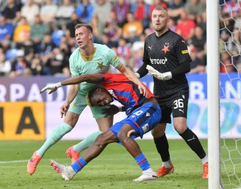 Fotbalisté Slavie prohráli v Plzni a ztrácejí dva body na Spartu