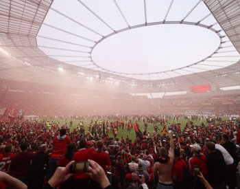 Schick, Kovář a Hložek slaví s Leverkusenem bundesligový titul