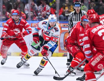 V Pardubicích startuje finále play off, Třinec útočí na pátý titul v řadě