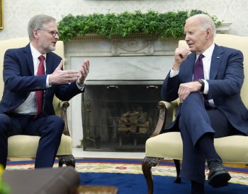 Biden podle velvyslance věnoval Fialovi víc času, než bylo v plánu