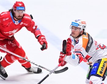 Hokejisté Pardubic se ve druhém domácím finále pokusí srovnat sérii s Třincem